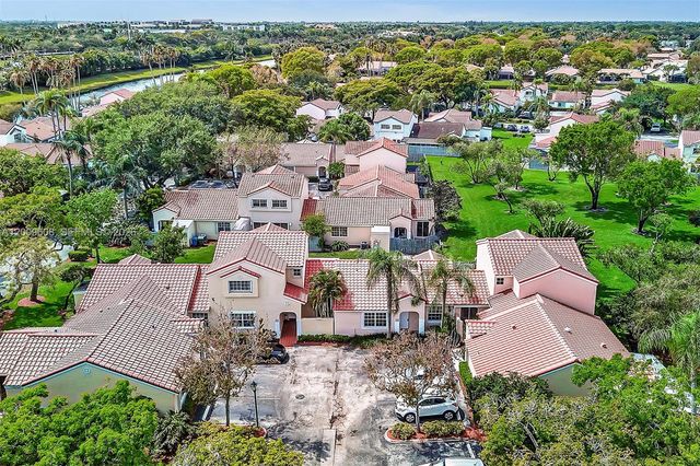 1439 Springside Dr 1439, Weston, FL 33326