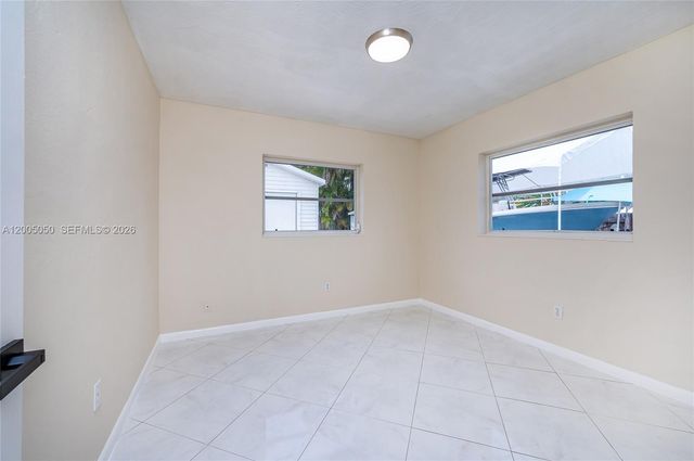 9411 SW 185th Terrace, Cutler Bay, FL 33157