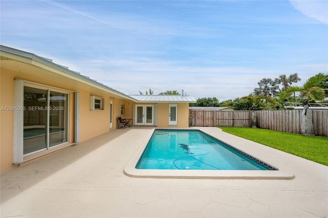 9411 SW 185th Terrace, Cutler Bay, FL 33157