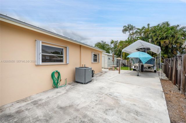 9411 SW 185th Terrace, Cutler Bay, FL 33157