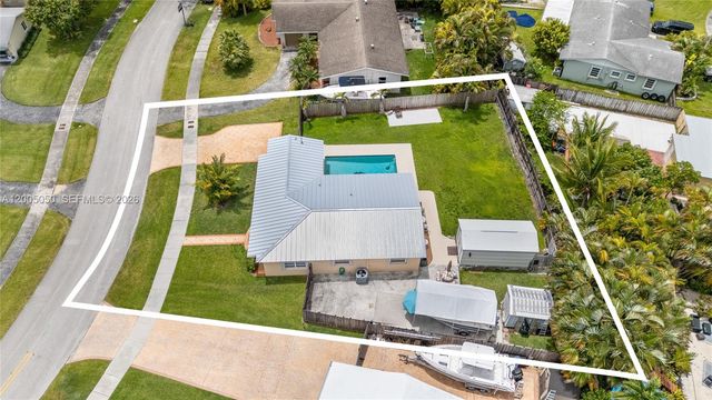 9411 SW 185th Terrace, Cutler Bay, FL 33157