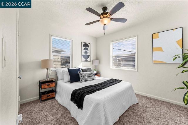 4135-4137 West St, Oakland, CA 94608