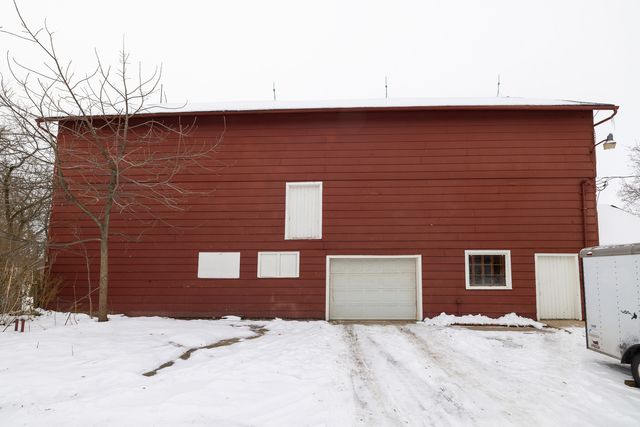 39520 N Kilbourne Road, Wadsworth, IL 60083