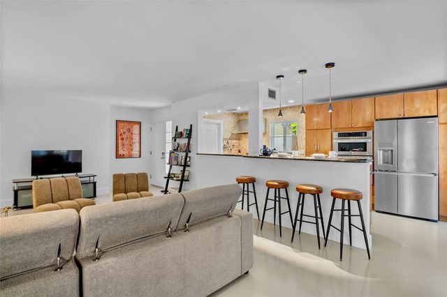 1516 OAK STREET, Sarasota, FL 34236