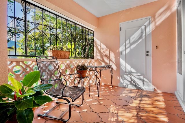 1516 OAK STREET, Sarasota, FL 34236