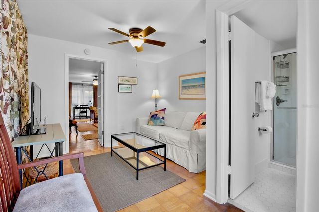 1516 OAK STREET, Sarasota, FL 34236