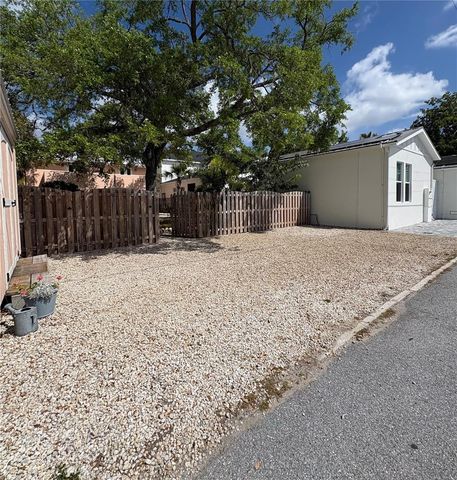1516 OAK STREET, Sarasota, FL 34236