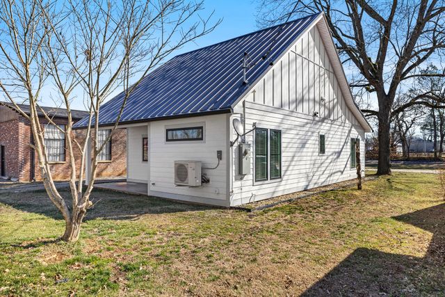 103 E Main Street, Englewood, TN 37329