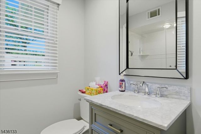 6 Davis St, Cranford Twp., NJ 07016