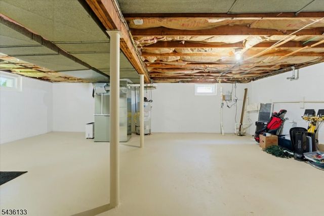 6 Davis St, Cranford Twp., NJ 07016