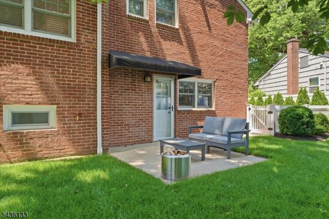 6 Davis St, Cranford Twp., NJ 07016