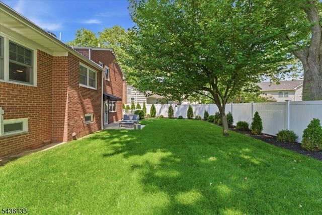 6 Davis St, Cranford Twp., NJ 07016