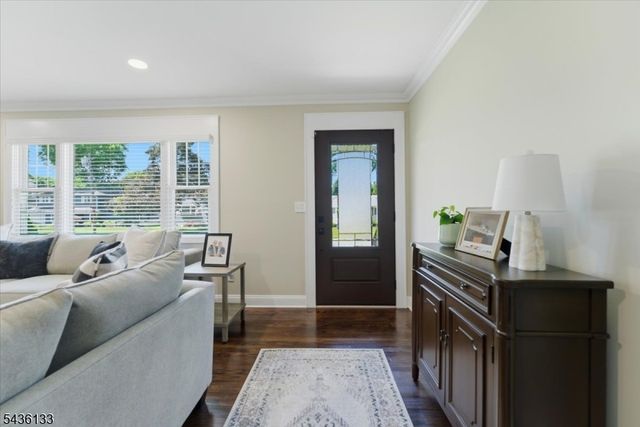 6 Davis St, Cranford Twp., NJ 07016