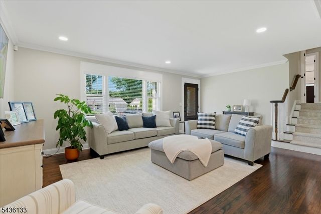 6 Davis St, Cranford Twp., NJ 07016