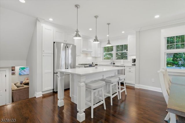 6 Davis St, Cranford Twp., NJ 07016