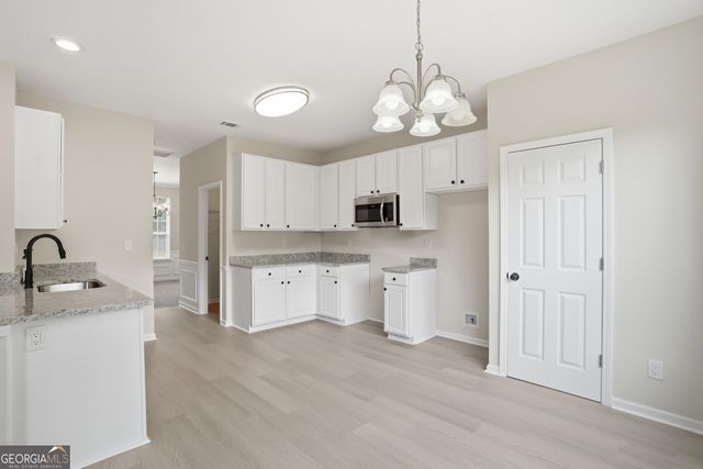 6894 Breeze Drive, Stone Mountain, GA 30087