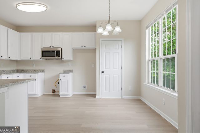 6894 Breeze Drive, Stone Mountain, GA 30087