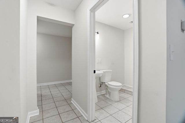 6894 Breeze Drive, Stone Mountain, GA 30087