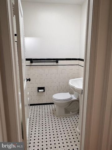 6841 DULUTH AVE, Dundalk, MD 21222