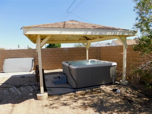 5505 S Pearl Street, Fort Mohave, AZ 86426