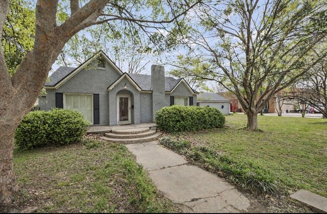 200 NW 1st Street, Cooper, TX 75432