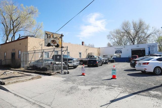 600 E 11th St, Pueblo, CO 81001