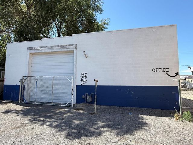 600 E 11th St, Pueblo, CO 81001