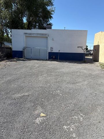 600 E 11th St, Pueblo, CO 81001