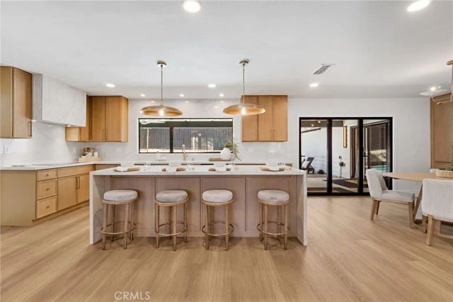 7442 N Tahan, Fresno, CA 93711
