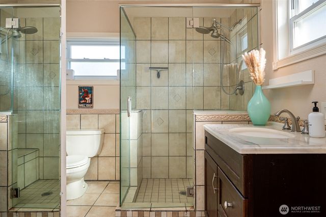 137 Aden Street SW, Castle Rock, WA 98611