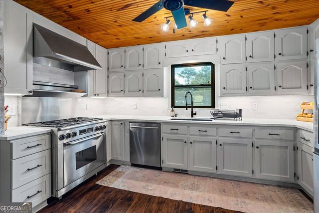 1765 Elizabeth Court SW, Conyers, GA 30094
