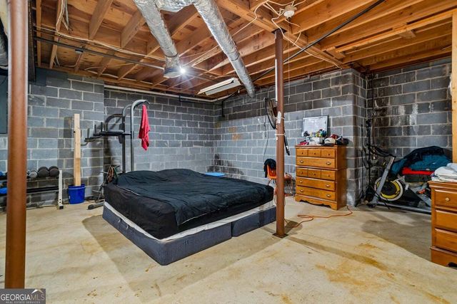 1765 Elizabeth Court SW, Conyers, GA 30094