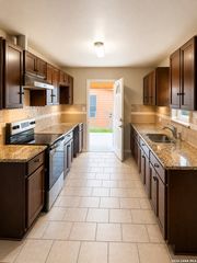 414 E Palfrey St, San Antonio, TX 78223