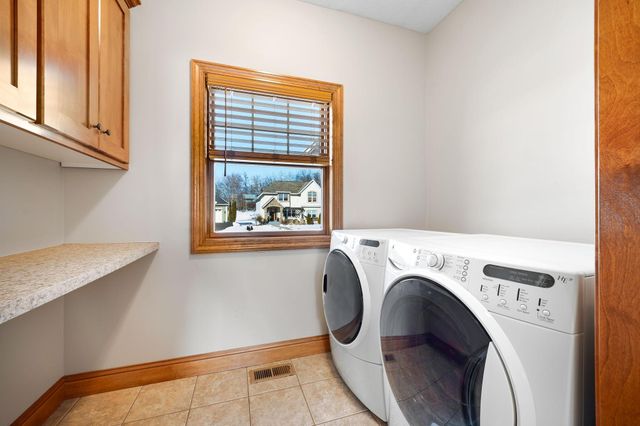 1069 Symphony Lane, Chaska, MN 55318