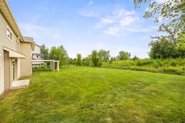 1069 Symphony Lane, Chaska, MN 55318