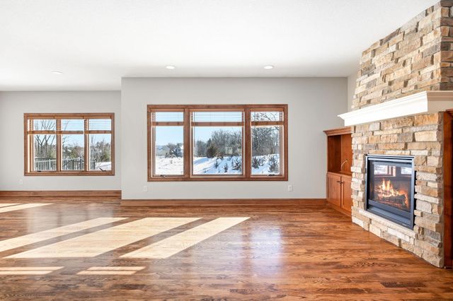 1069 Symphony Lane, Chaska, MN 55318