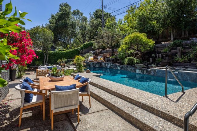 2216 Deodara Drive, Los Altos, CA 94024