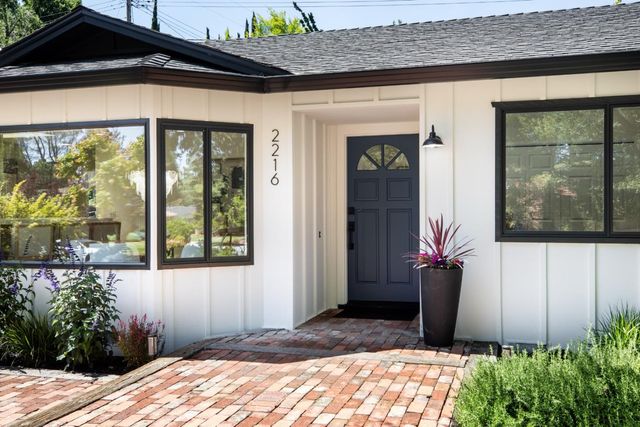 2216 Deodara Drive, Los Altos, CA 94024