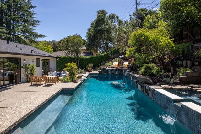 2216 Deodara Drive, Los Altos, CA 94024