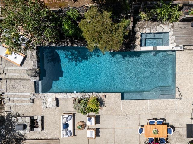 2216 Deodara Drive, Los Altos, CA 94024