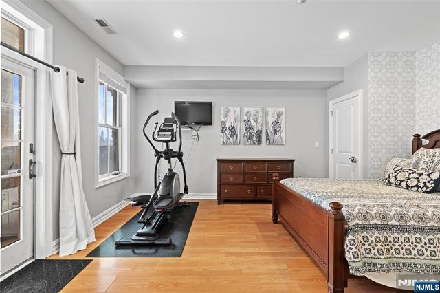 36 Regency Place TH - 36, Weehawken, NJ 07086