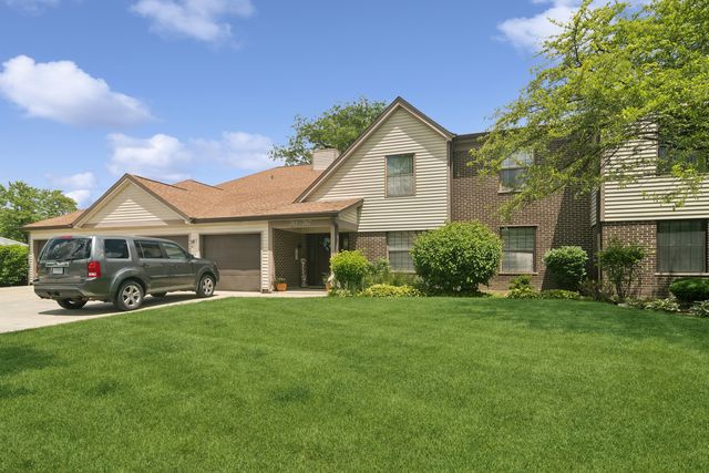 763 White Pine Road 5A2, Buffalo Grove, IL 60089
