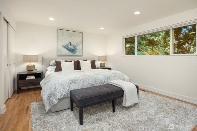 2705 107th Avenue SE, Beaux Arts, WA 98004