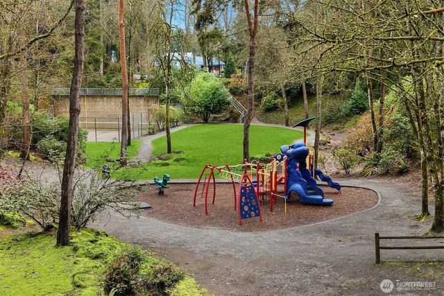 2705 107th Avenue SE, Beaux Arts, WA 98004