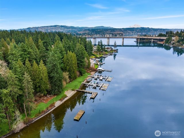 2705 107th Avenue SE, Beaux Arts, WA 98004