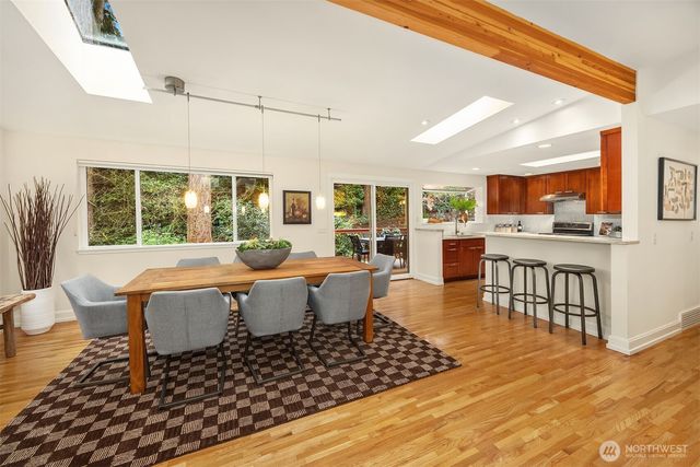 2705 107th Avenue SE, Beaux Arts, WA 98004