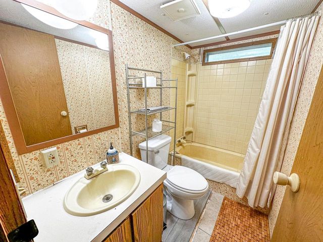 N8919 ISLAND ROAD, Phillips, WI 54555