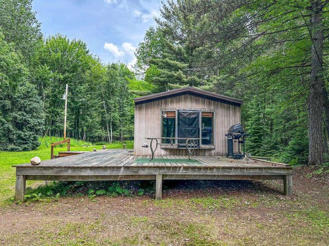 N8919 ISLAND ROAD, Phillips, WI 54555