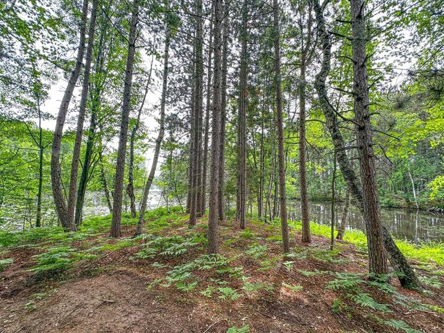 N8919 ISLAND ROAD, Phillips, WI 54555