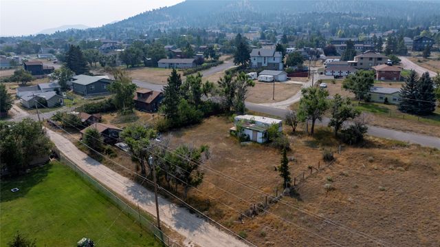 2206 Knight Street, Helena, MT 59601